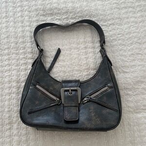 Urban outfitters shoulder bag